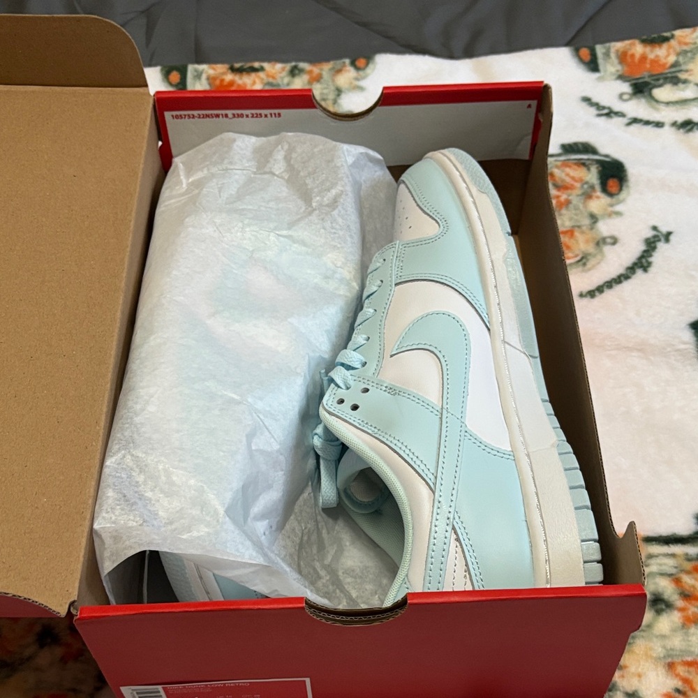 Nike Sky Blue and White Low-Top Sneakers - Picture 6 of 7